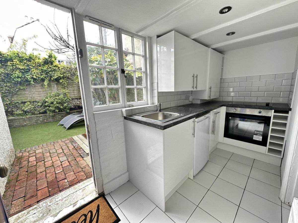 Amazing Apartment, Private Garden, Off Street Parking Brighton Exterior photo